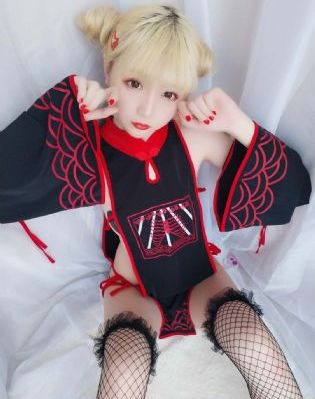 扒开少妇洁白大腿挺进公交车_1080高清视频观看