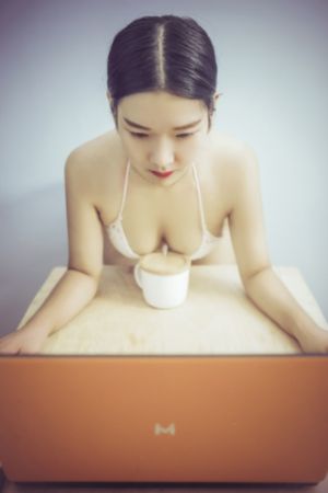 岳母韵事在线观看_蓝光电影免费在线