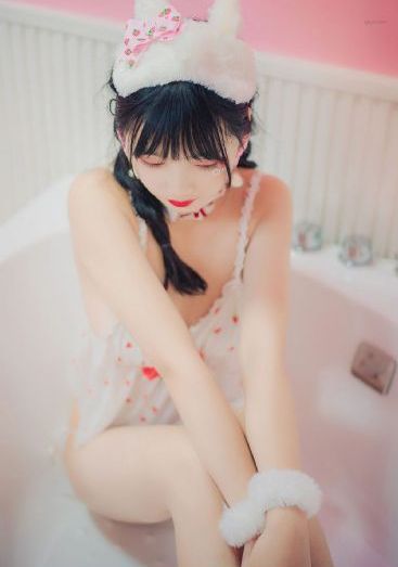 与僧侣结合的色欲之夜_BD国语BD在线观看