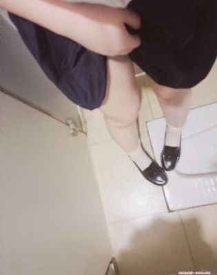 黑白配高清大全免费观看_午夜激情